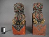 彩色木雕柱頭獅子藏品圖，第2張