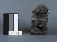 台灣石雕門獅座藏品圖，第1張