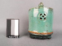 綠釉油燈藏品圖，第1張