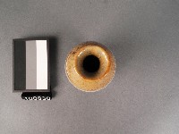 赤釉酒瓶藏品圖，第2張