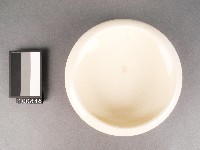 白釉水仙盤藏品圖，第2張