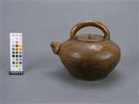 赤釉茶壺藏品圖，第1張