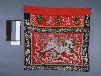 線繡獅紋桌圍藏品圖，第1張