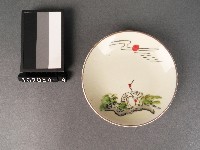 彩繪松鶴紋碟藏品圖，第1張