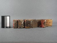 看架藏品圖，第2張