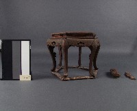 木製爐座藏品圖，第1張