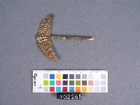 銅銀錯月形髮簪藏品圖，第2張