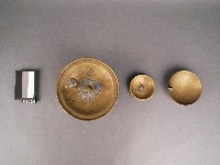 銅製油燈藏品圖，第2張