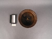 銅製蝠紋燭臺藏品圖，第2張