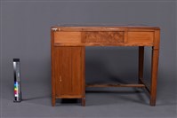 書桌藏品圖，第3張