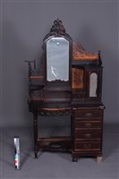 梳妝台藏品圖，第2張