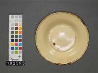 鐵胎琺瑯盤藏品圖，第3張