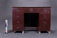 書桌藏品圖，第2張