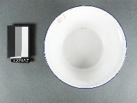 鐵胎琺瑯盆藏品圖，第2張