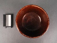 赤釉陶碗藏品圖，第2張