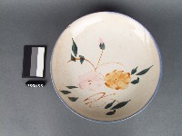 彩繪花卉紋盤藏品圖，第1張