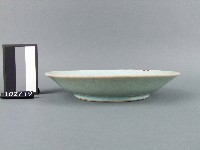 紅綠彩花卉紋盤藏品圖，第2張