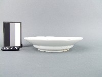 黑紅彩竹葉紋盤藏品圖，第2張