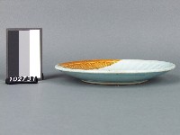 雙彩菊花紋盤藏品圖，第2張