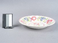 彩繪花卉紋盤藏品圖，第2張