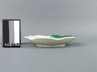 彩繪梅花紋盤藏品圖，第2張