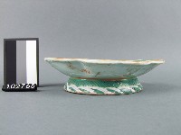 彩繪牡丹紋盤藏品圖，第2張