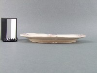 青花桃紅彩花卉紋盤藏品圖，第2張