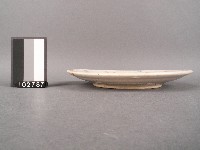 青花粉紅彩花卉紋盤藏品圖，第2張