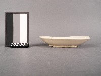 彩繪花卉紋碟藏品圖，第2張