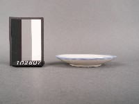 彩繪花草紋碟藏品圖，第2張