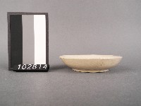 青花花卉紋碟藏品圖，第2張