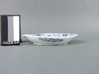 青花山水吉祥紋碟藏品圖，第2張