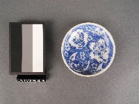 青花花卉紋碟藏品圖，第1張