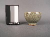 灰釉開片紋杯藏品圖，第1張