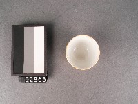 黃金釉杯藏品圖，第2張