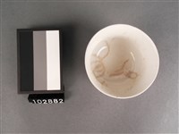 青花紅彩花卉紋杯藏品圖，第3張