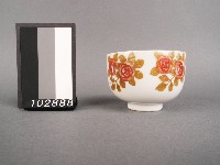 彩繪花卉紋杯藏品圖，第1張