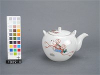 彩繪書卷紋茶壺藏品圖，第2張