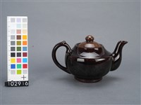 赤釉茶壺藏品圖，第2張