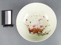 彩繪花卉紋碗藏品圖，第1張