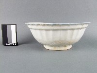 青花桃紅彩鶴紋碗藏品圖，第2張