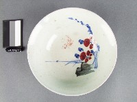 彩繪花卉蝴蝶紋碗藏品圖，第1張