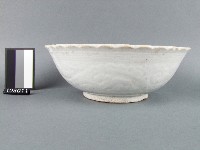 三彩松樹紋碗藏品圖，第2張