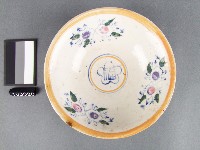 黃金釉彩繪花卉紋碗藏品圖，第1張