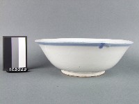 藍綠彩花卉紋碗藏品圖，第2張