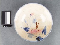 紅藍彩花卉紋碗藏品圖，第1張