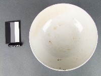 青花紅彩花卉紋碗藏品圖，第2張