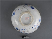 青花紅彩花卉紋碗藏品圖，第3張