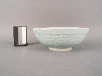 藍釉飛禽瑞獸紋碗藏品圖，第1張