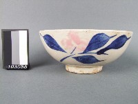 青花紅彩花卉紋碗藏品圖，第1張